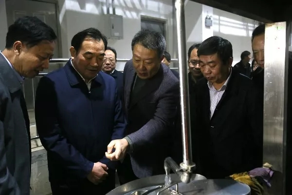 1598923974671295.jpg 徐州市委參觀2.webp.jpg